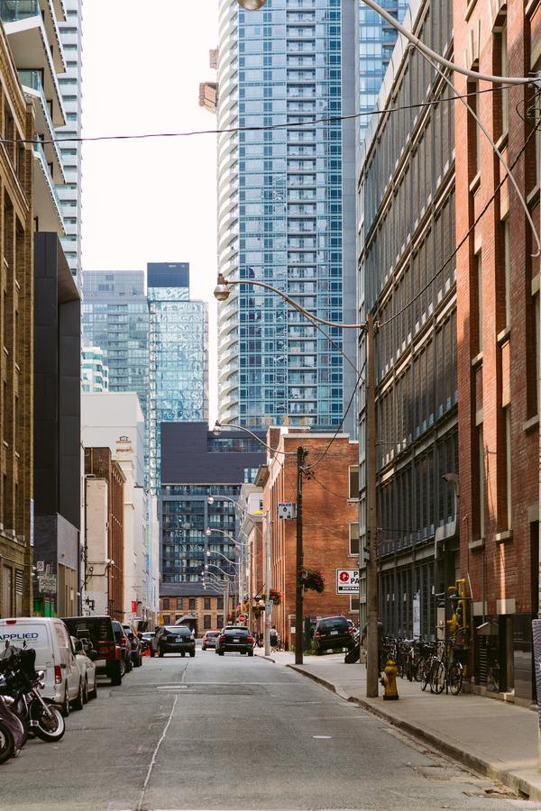 Cityscape Condo In Fort York Toronto Kültér fotó